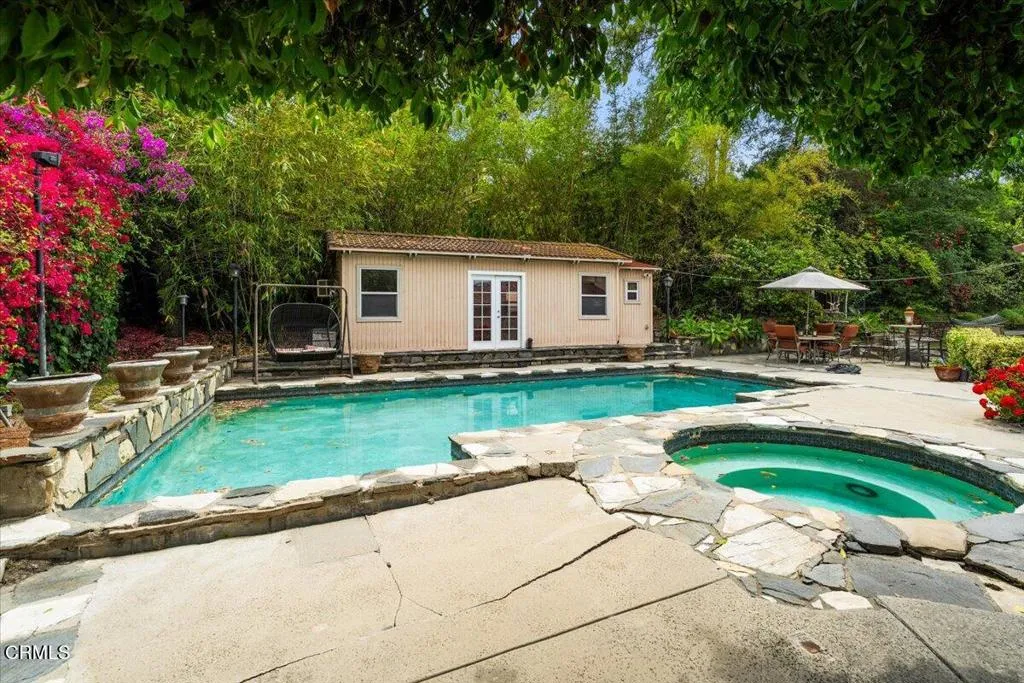 4959 Brewster Drive, Tarzana, California 91356 home-pic-59